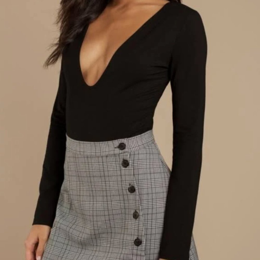 Tobi Deep V-Neck Black 3/4 Long Sleeve Body Suit | Size S